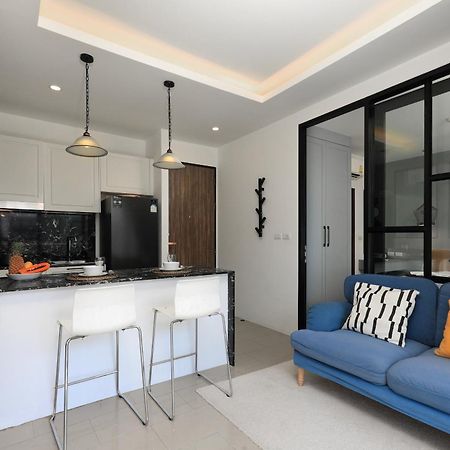The Sea View Room In Palmyrah Surin By Holy Cow Exteriör bild