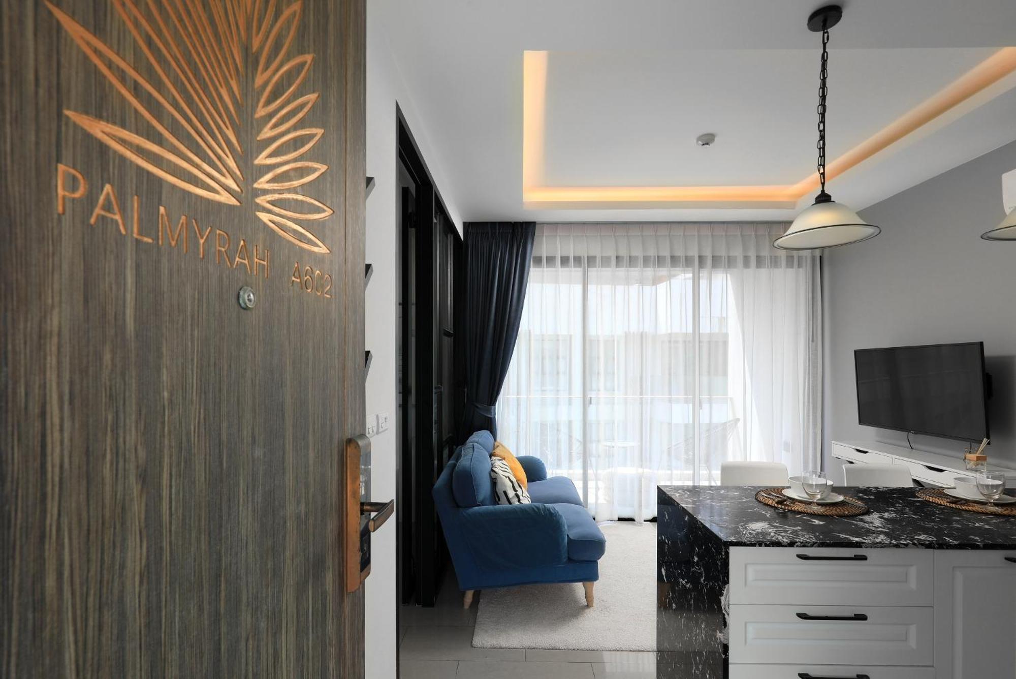 The Sea View Room In Palmyrah Surin By Holy Cow Exteriör bild